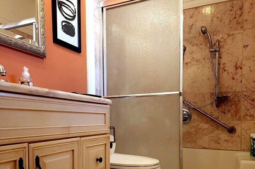 Photo of Bathroom in Fairgrounds