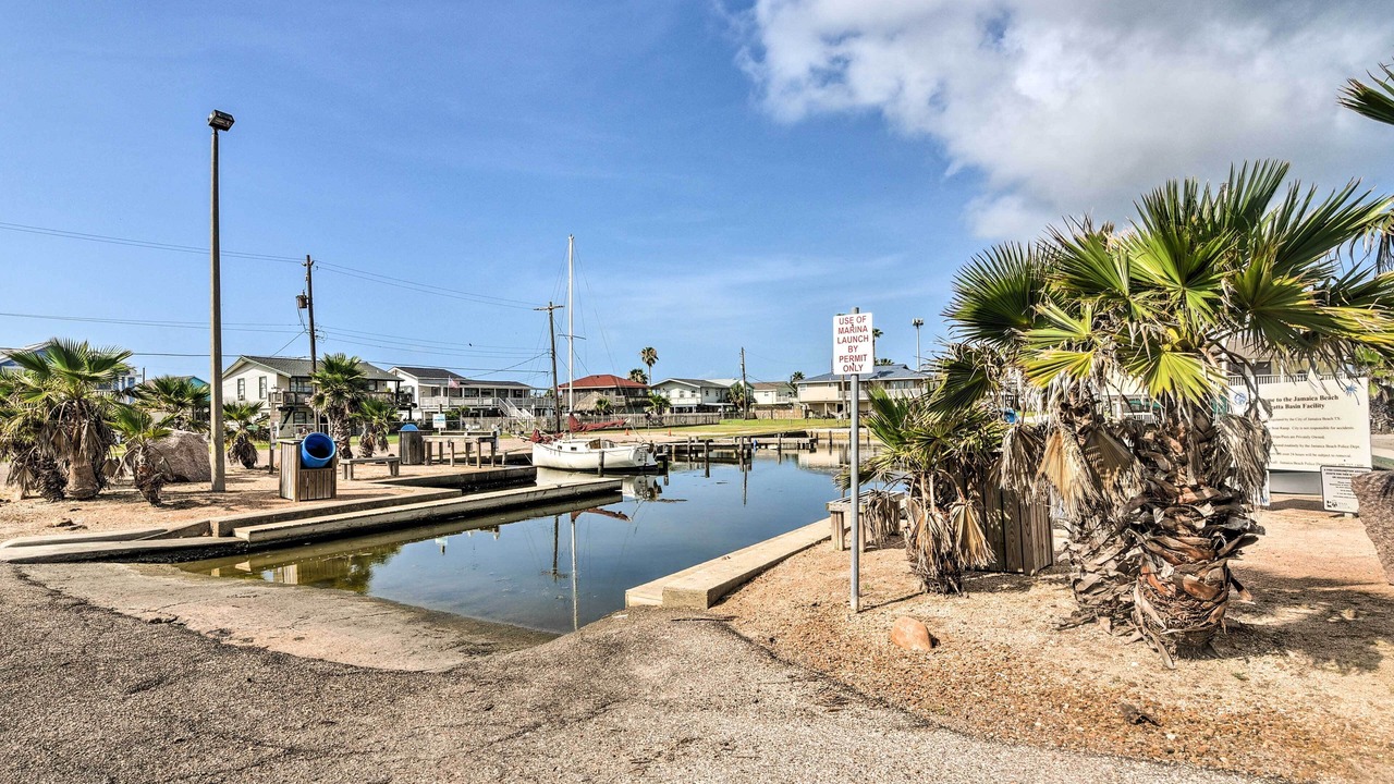 Photo of Others in Jamaica Beach