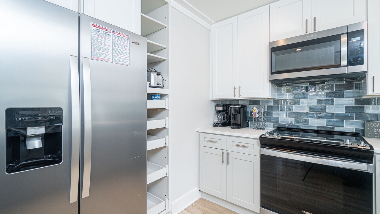Photo of Kitchen in Laguna Beach Estates