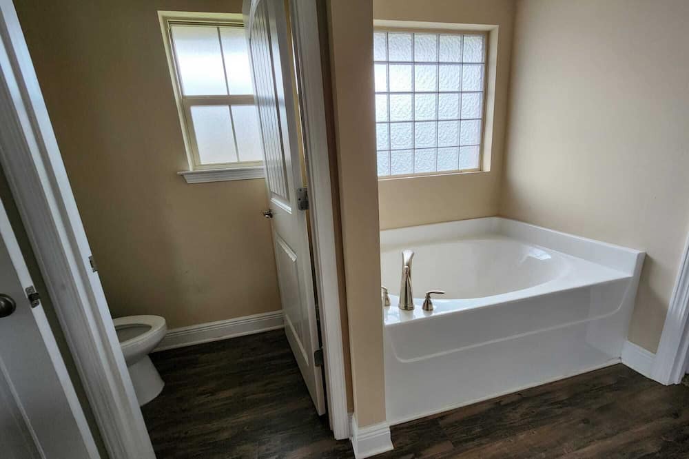 Photo of Bathroom in Biloxi