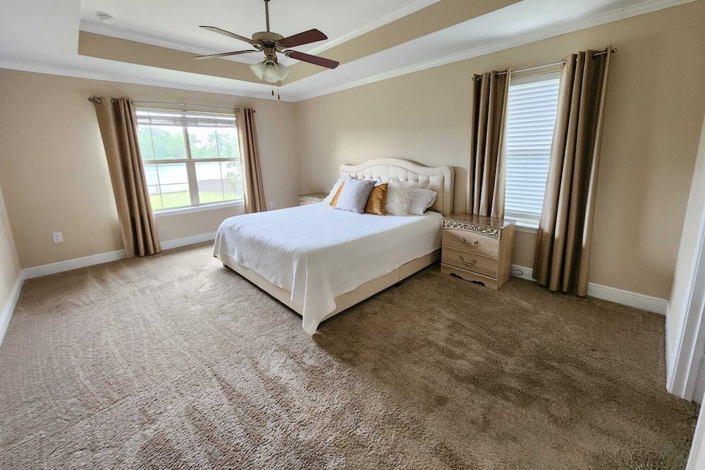 Photo of Bedroom in Biloxi