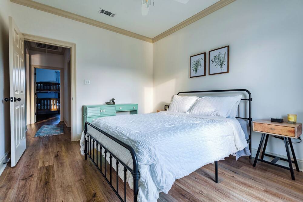 Photo of Bedroom in Ventress