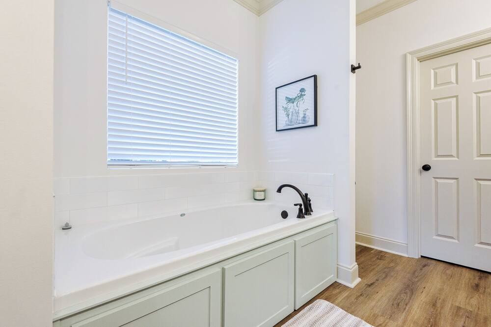 Photo of Bathroom in Ventress