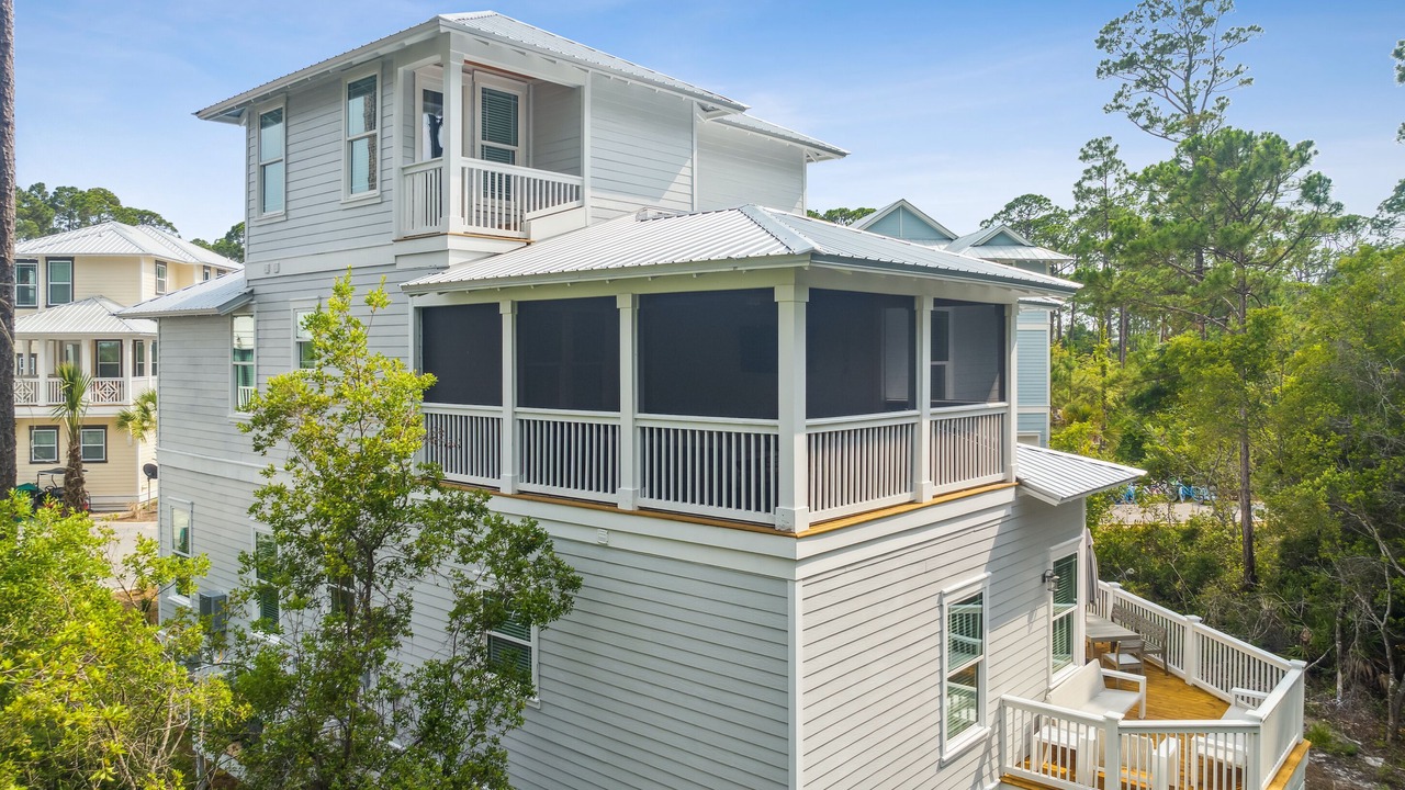 Photo of Outdoor in Treetop