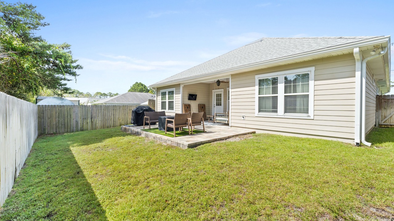 Photo of Patio Balcony in Inlet Beach Heights
