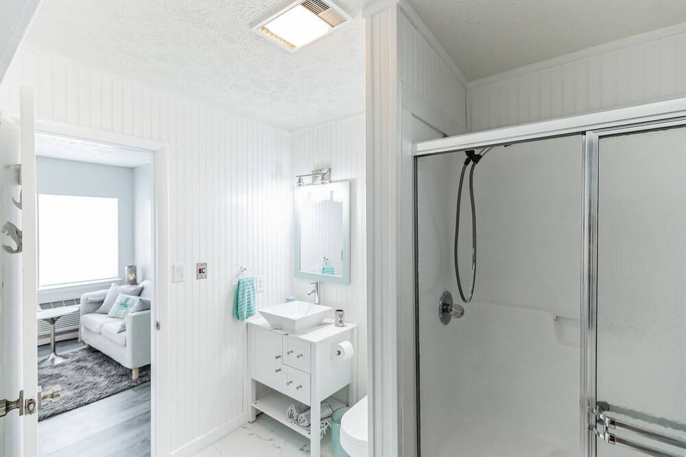 Photo of Bathroom in Laguna Beach Estates