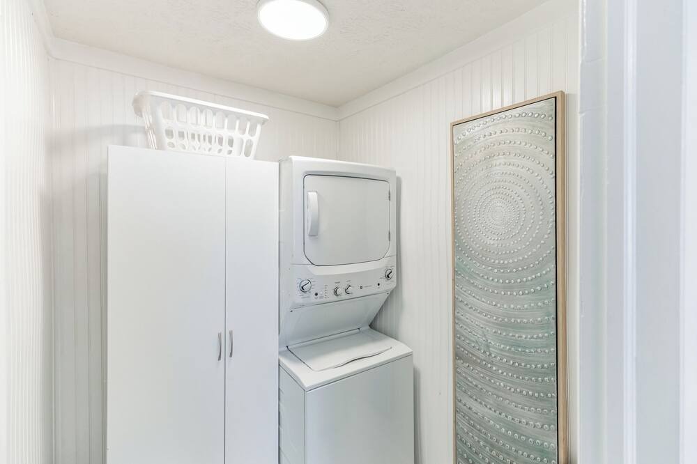 Photo of Bedroom in Laguna Beach Estates