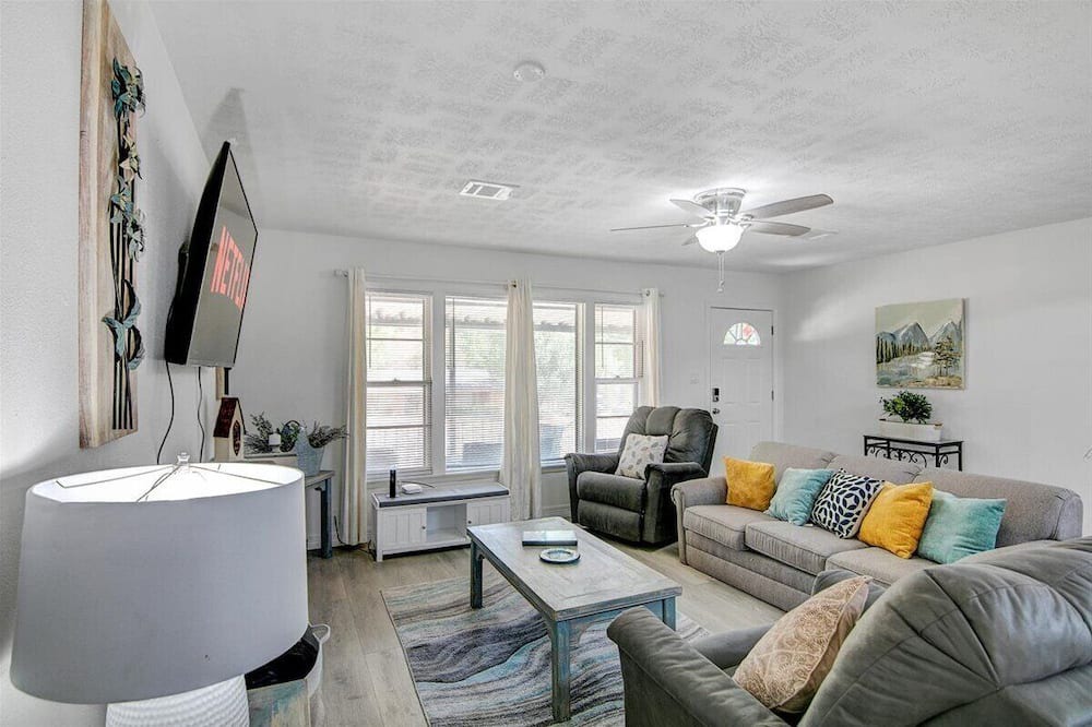 Photo of Livingroom in Jasper