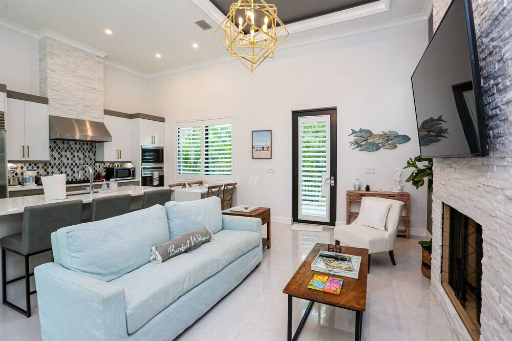 Photo of Livingroom in Naples