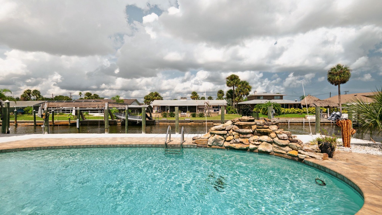 Photo of Outdoor in Intracoastal Homes
