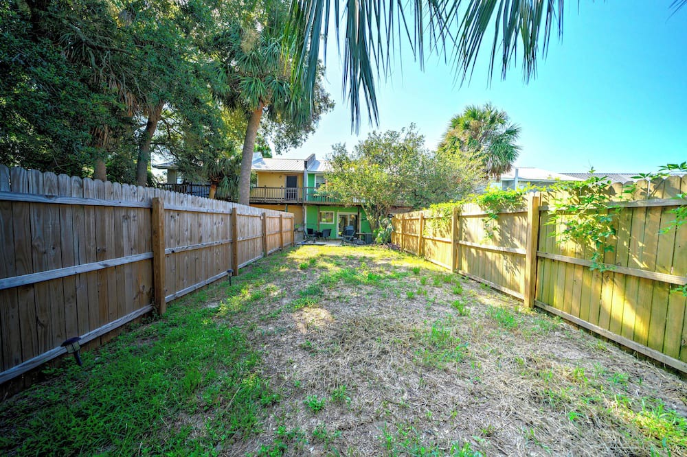 Photo of Outdoor in Thomas Drive