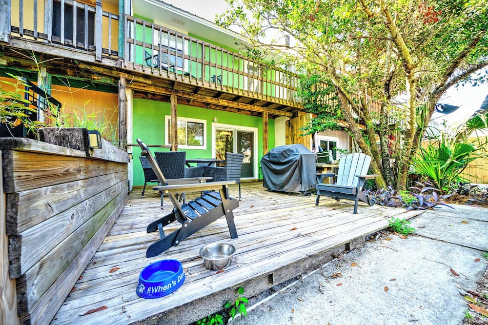 Photo of Outdoor in Thomas Drive