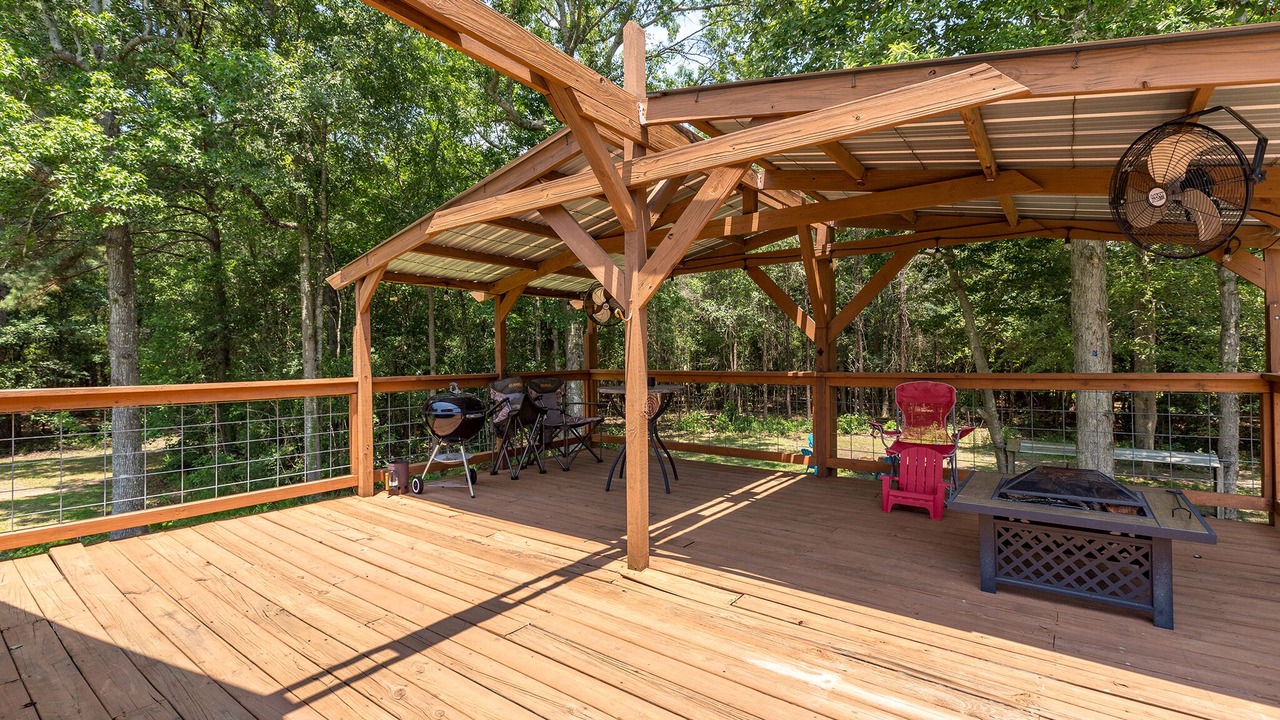 Photo of Patio Balcony in Fred