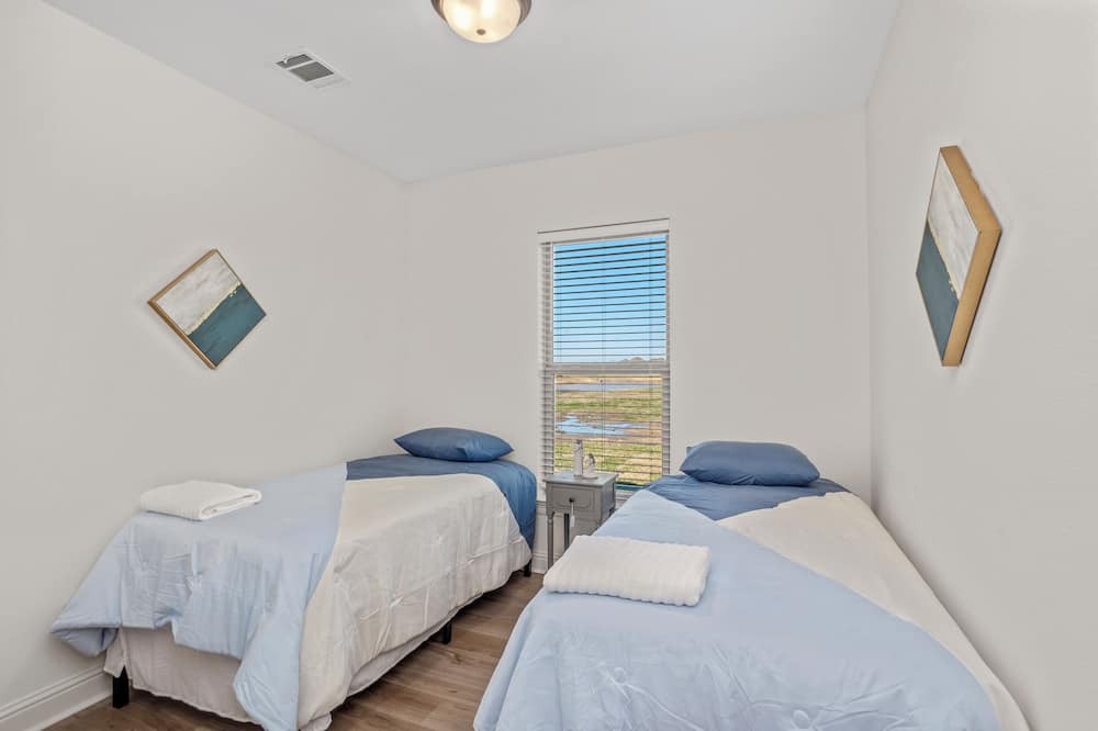 Photo of Bedroom in Lake Charles