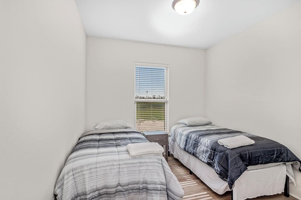Photo of Bedroom in Lake Charles