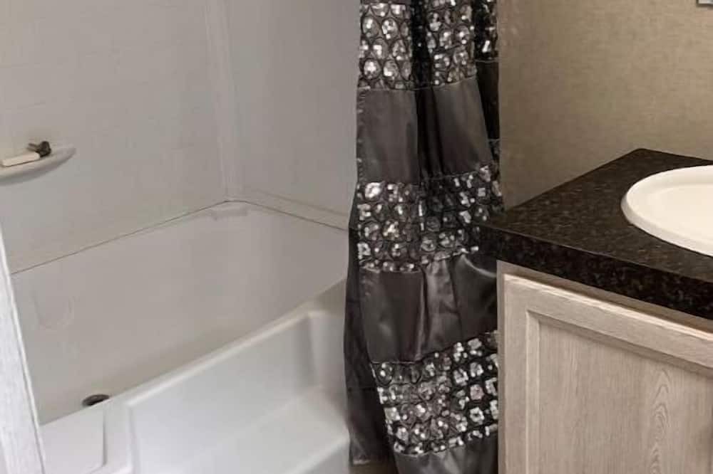 Photo of Bathroom in Orange