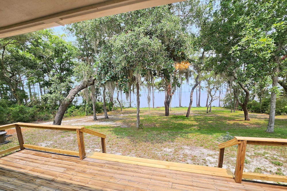 Photo of Outdoor in Eastpoint