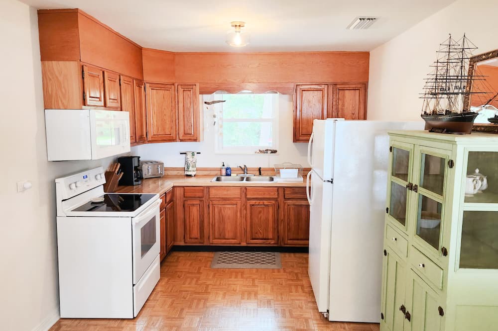 Photo of Kitchen in Eastpoint