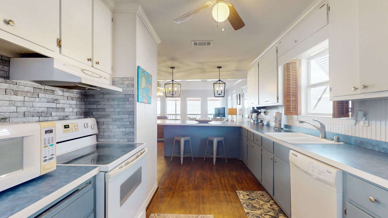 Photo of Kitchen in Royal Lagoons