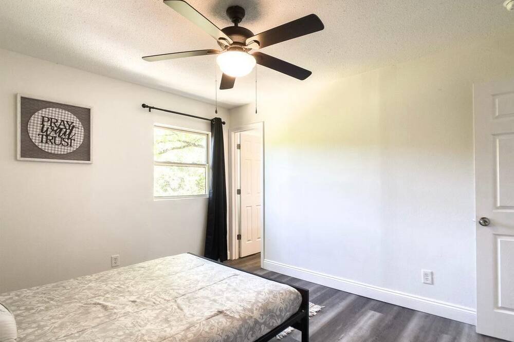 Photo of Bedroom in Milton
