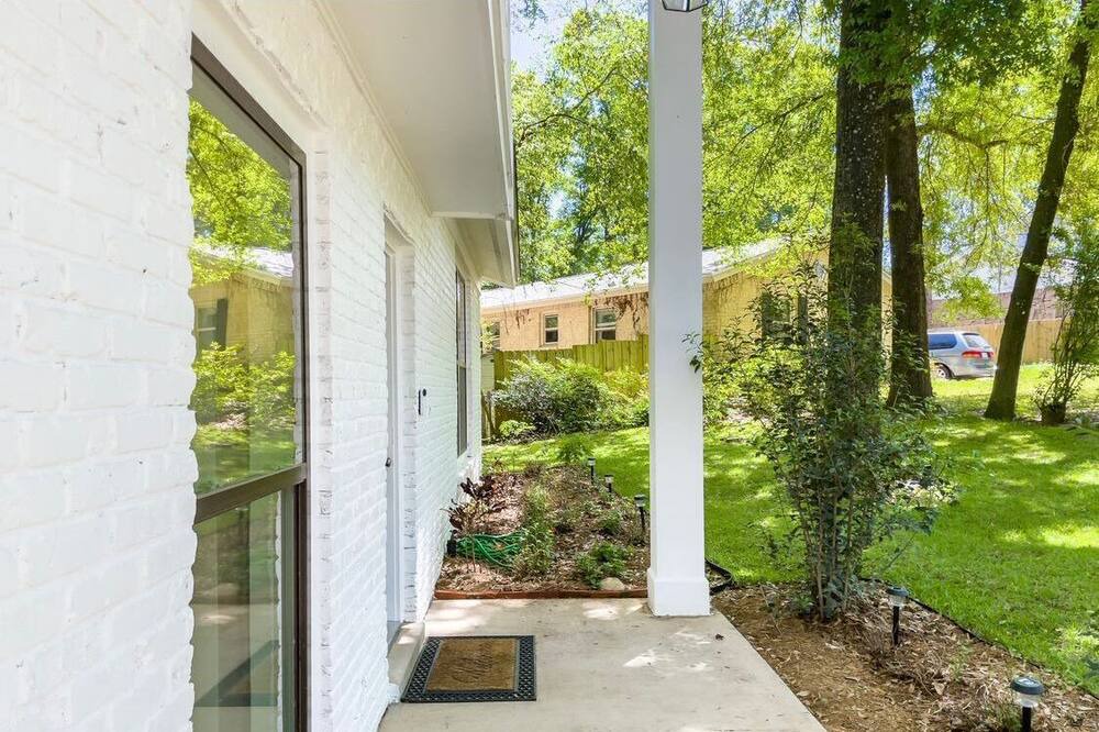 Photo of Outdoor in Milton