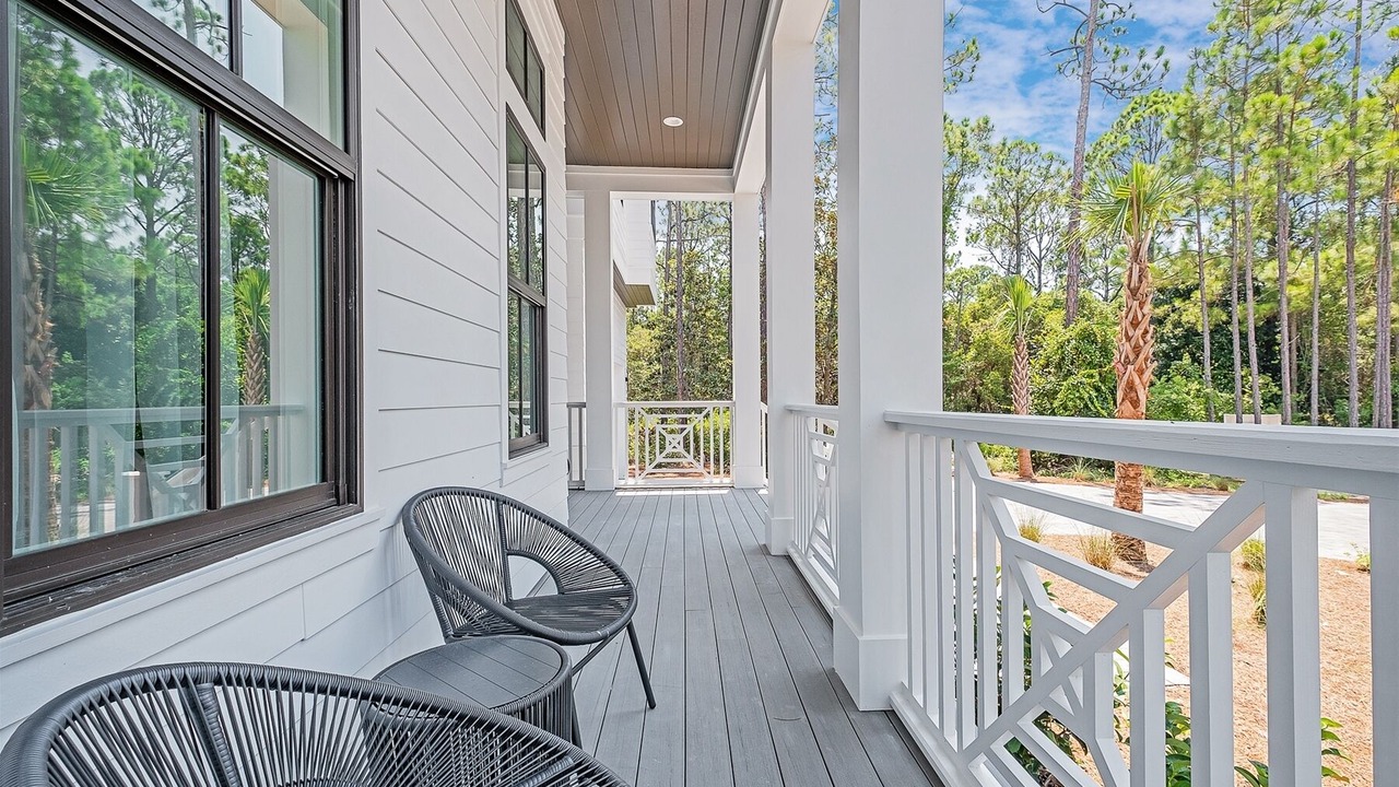Photo of Patio Balcony in Sugarwood Beach