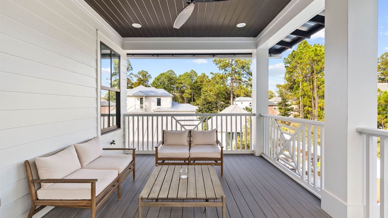 Photo of Patio Balcony in Sugarwood Beach