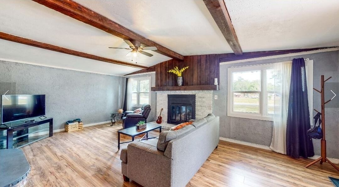 Photo of Livingroom in Summerfield
