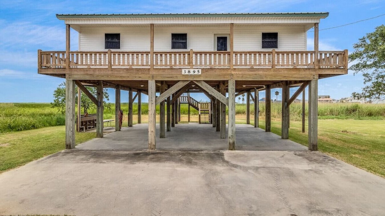 Photo of Outdoor in Cypremort Point