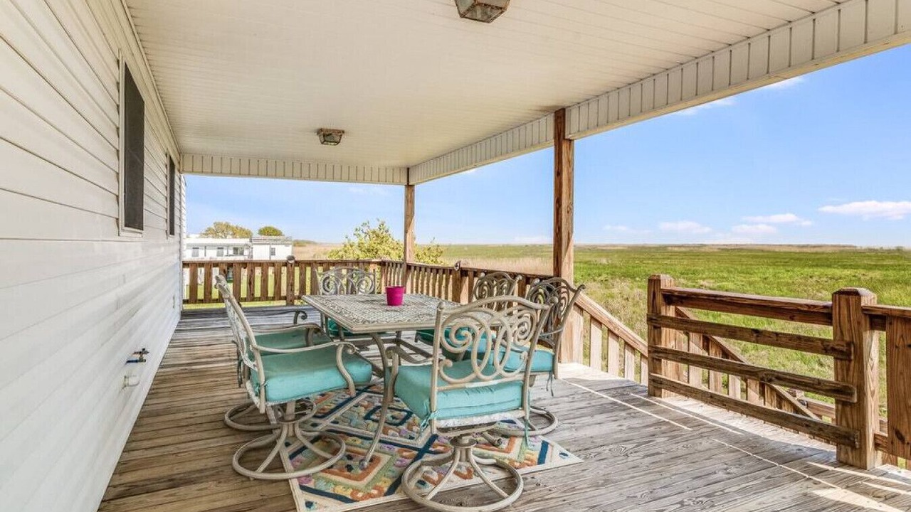 Photo of Patio Balcony in Cypremort Point