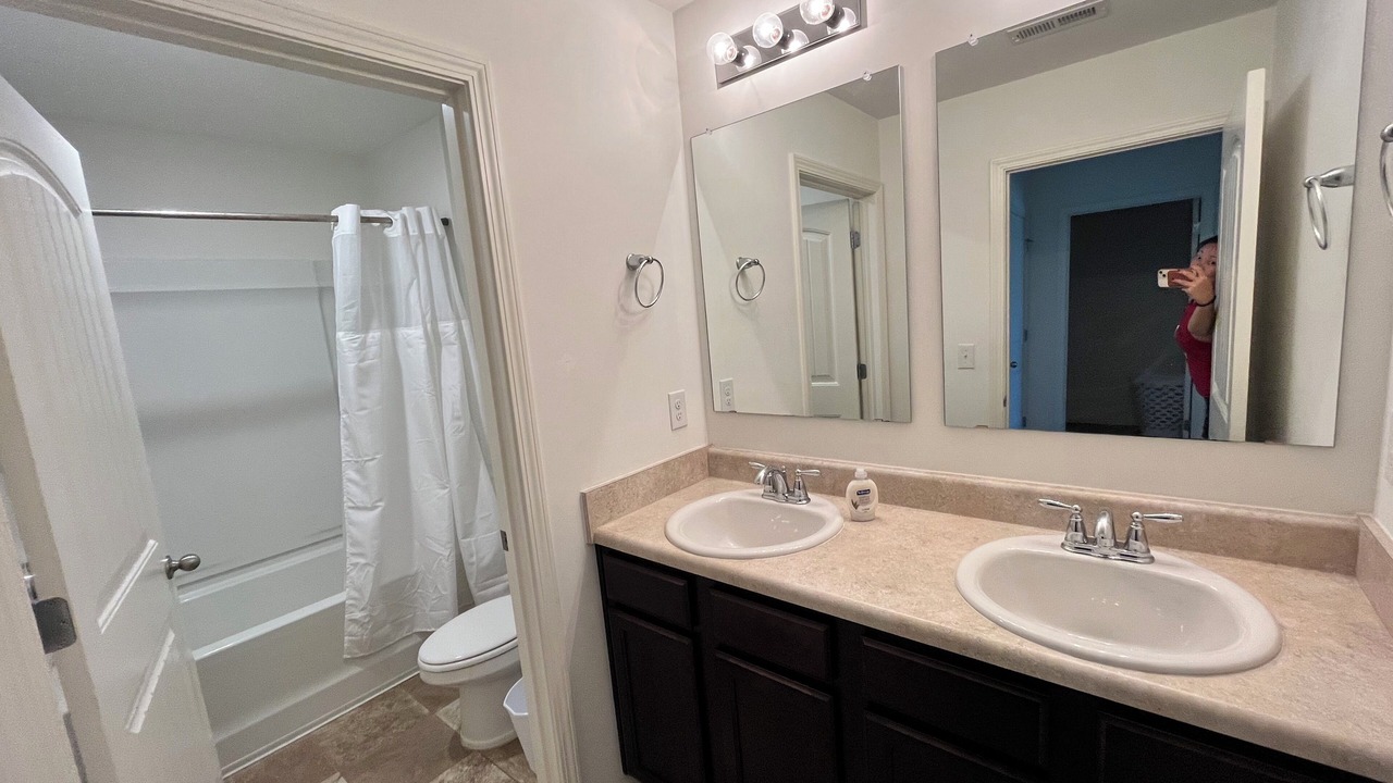 Photo of Bathroom in Fultondale
