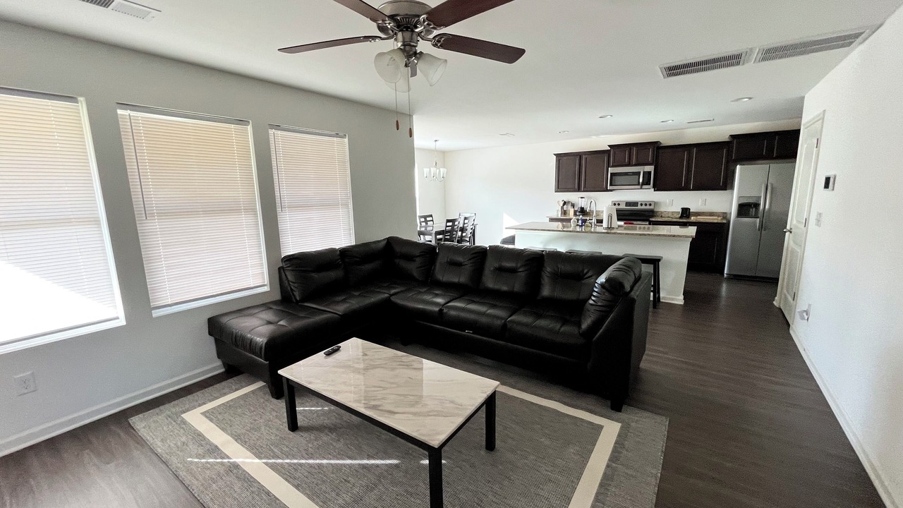 Photo of Livingroom in Fultondale