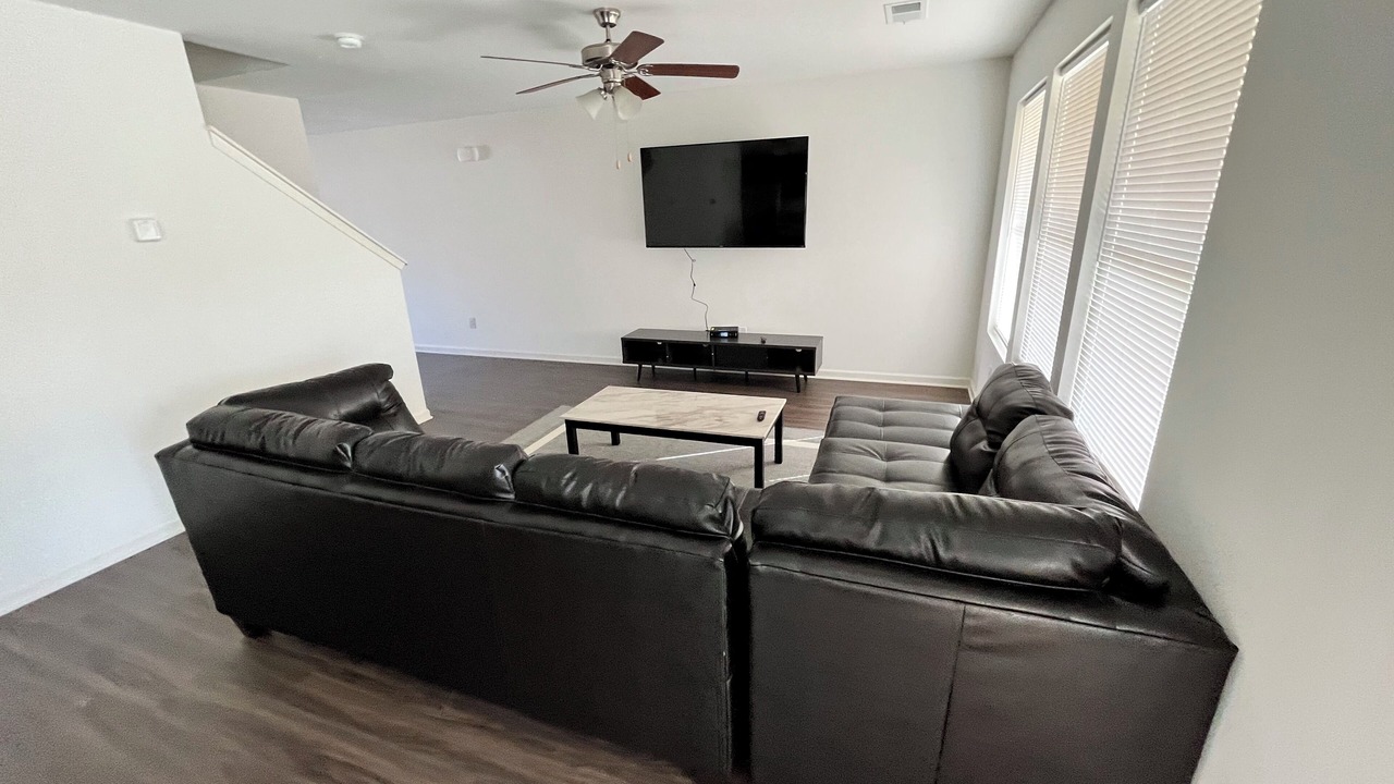 Photo of Livingroom in Fultondale