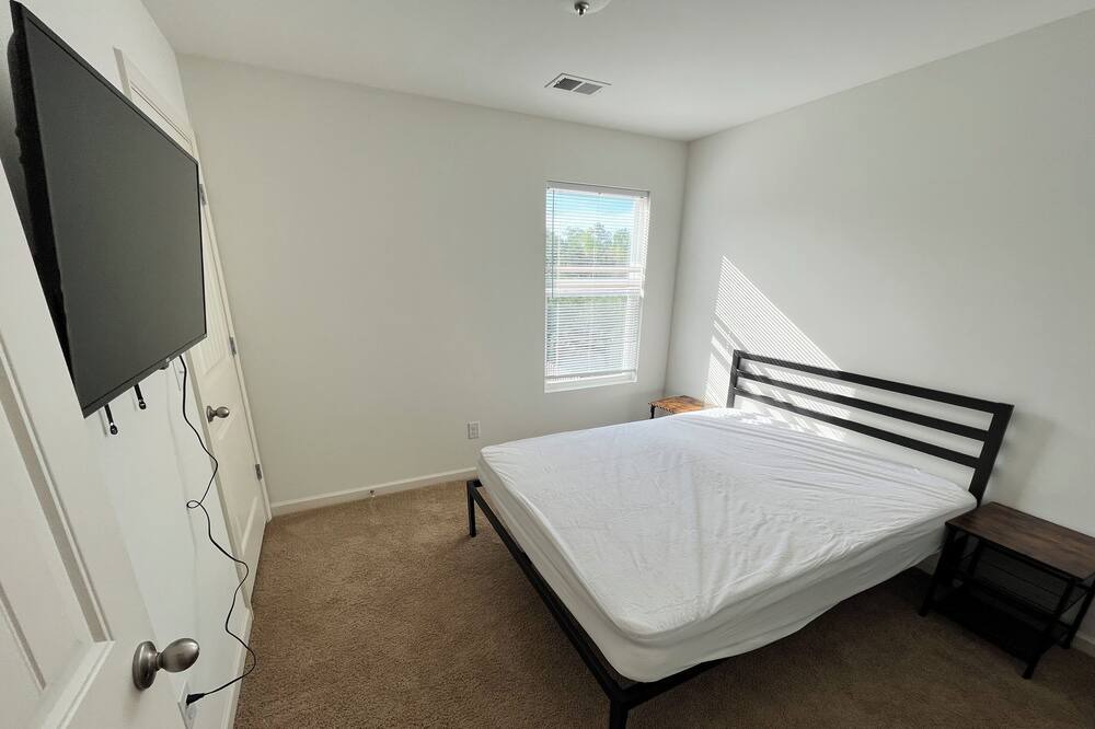 Photo of Bedroom in Fultondale