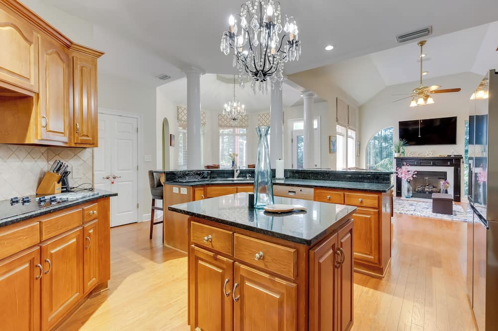 Photo of Kitchen in Theodore