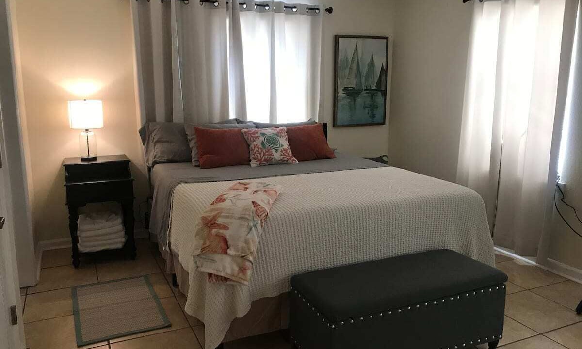 Photo of Bedroom in Carrabelle