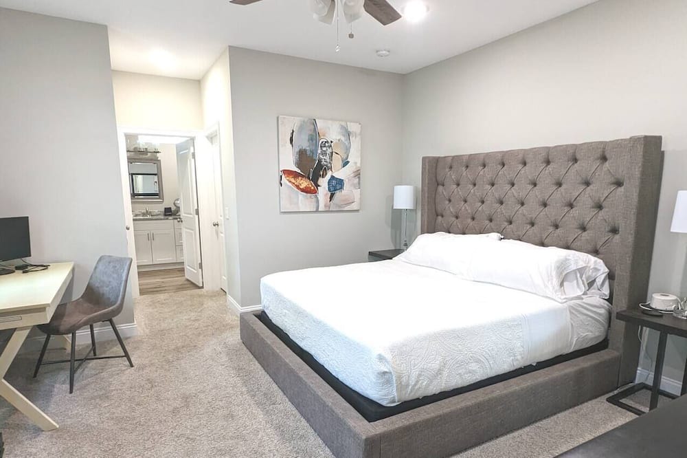 Photo of Bedroom in Panama City