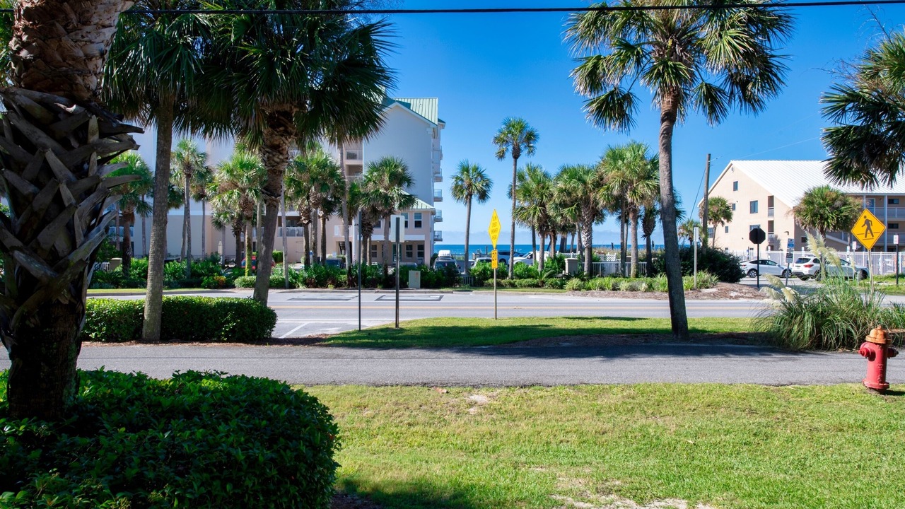 Photo of Outdoor in Crystal Shores