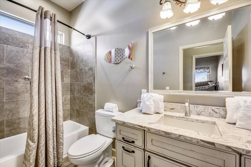 Photo of Bathroom in East End