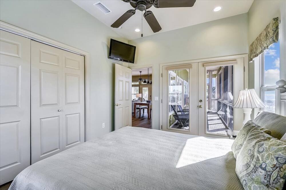 Photo of Bedroom in East End