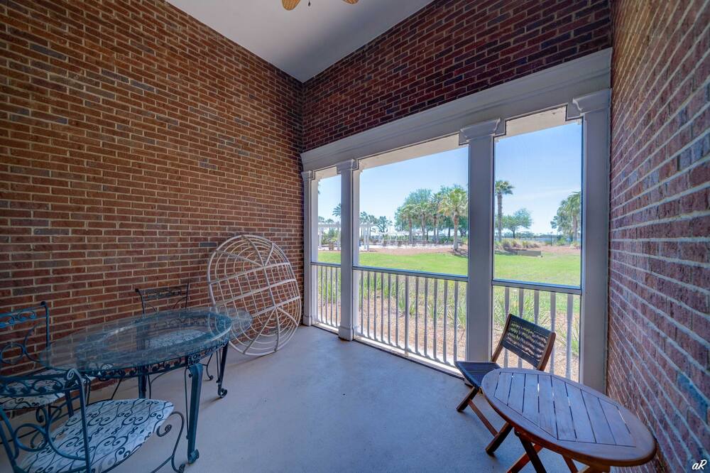 Photo of Patio Balcony in Upper Grand Lagoon