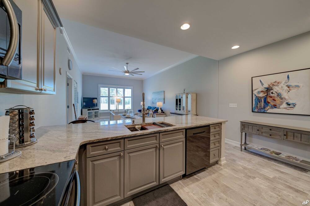 Photo of Kitchen in Upper Grand Lagoon
