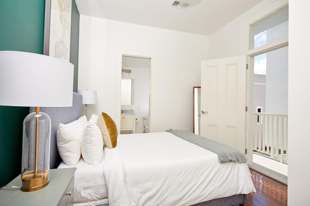 Photo of Bedroom in Faubourg Delachaise