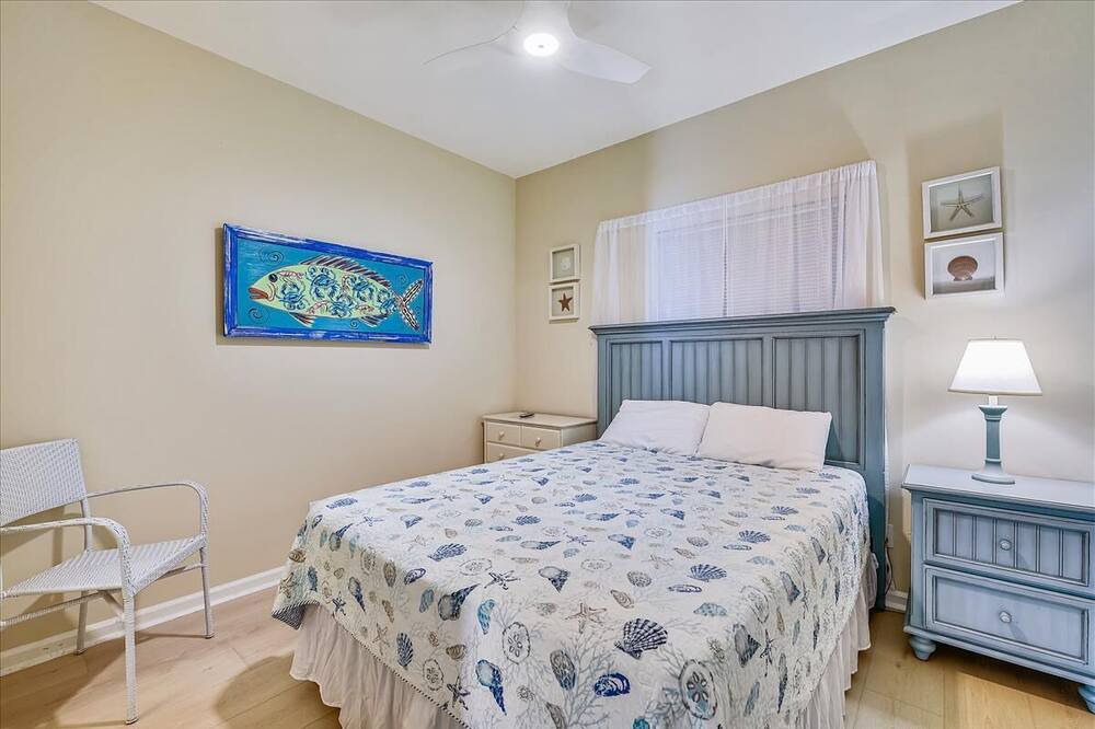 Photo of Bedroom in Sea Palm Village