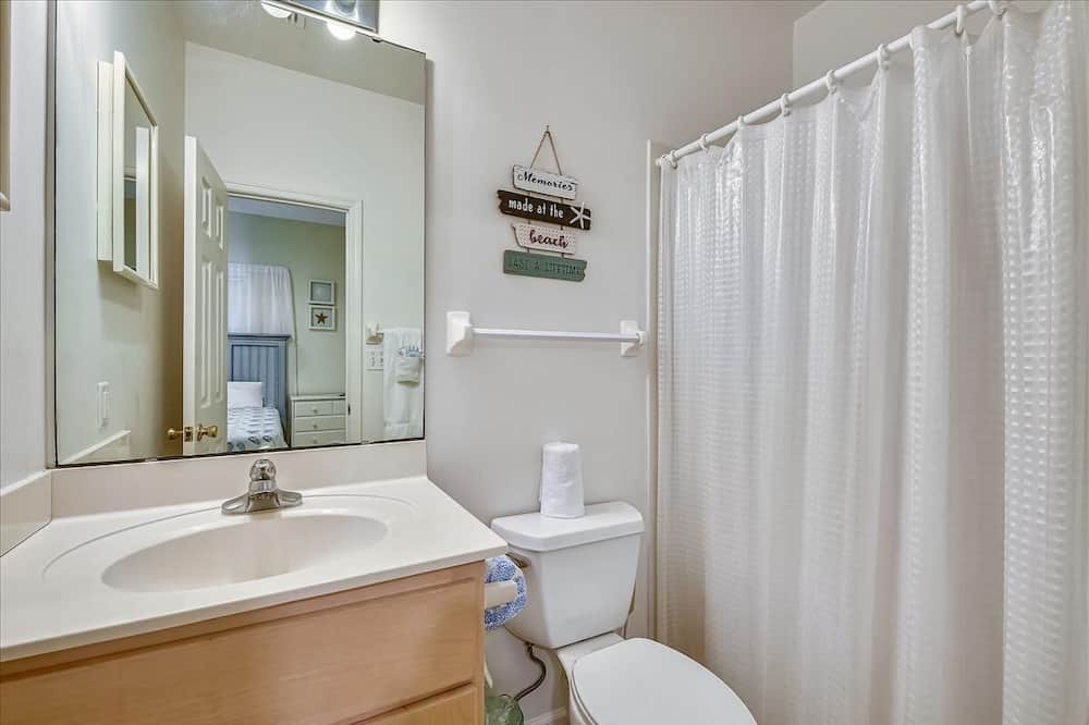 Photo of Bathroom in Sea Palm Village