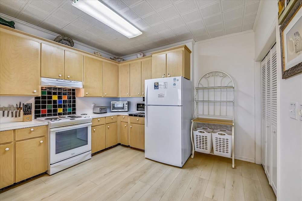 Photo of Kitchen in Sea Palm Village