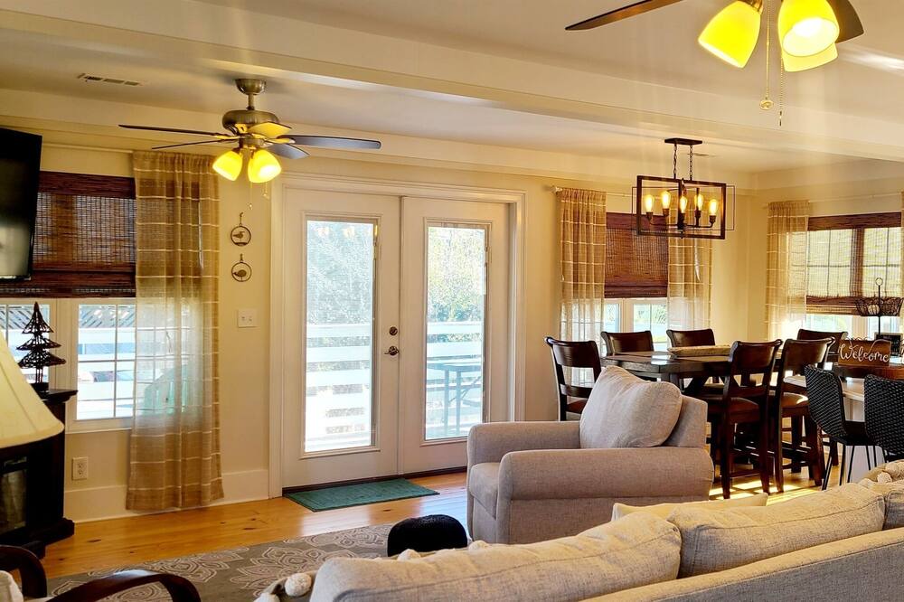 Photo of Livingroom in Holiday Beach