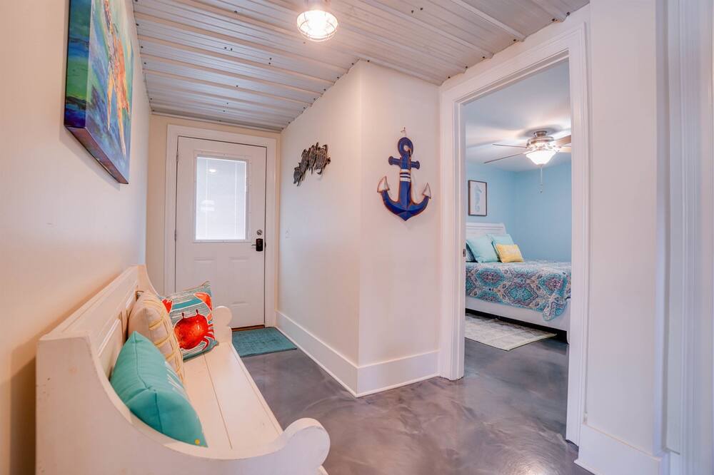 Photo of Bedroom in Holiday Beach