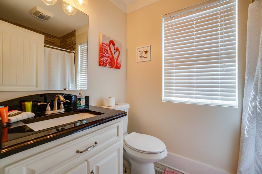Photo of Bedroom in Holiday Beach