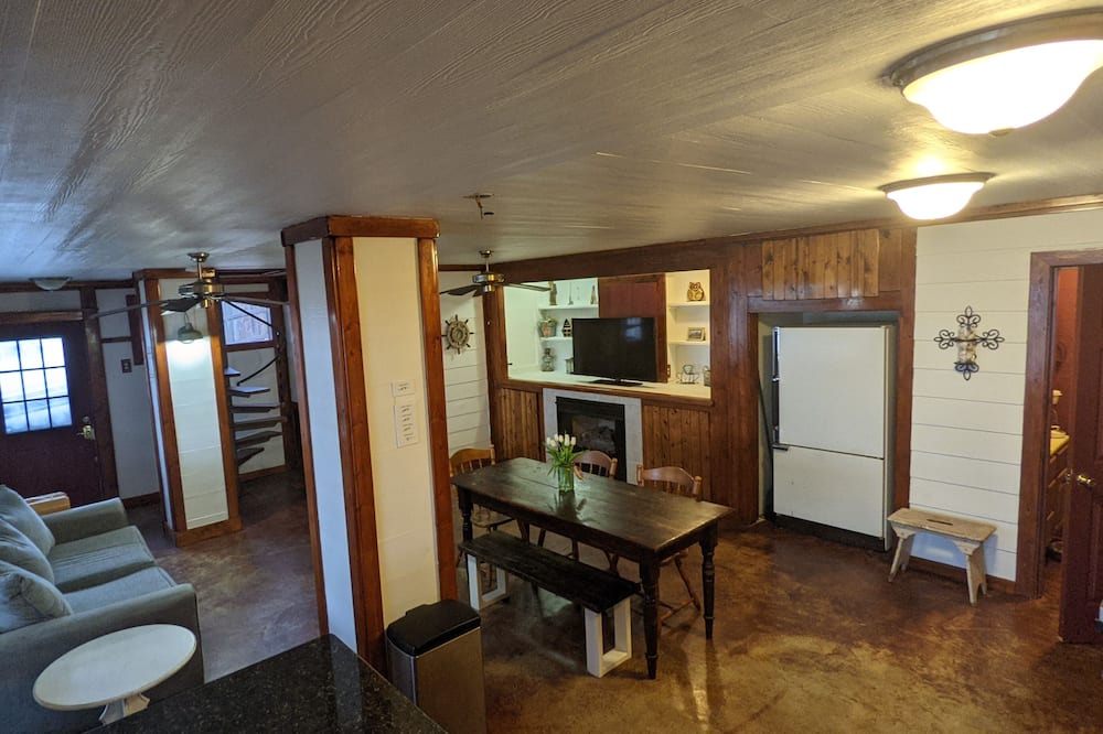 Photo of Bedroom in Oscar